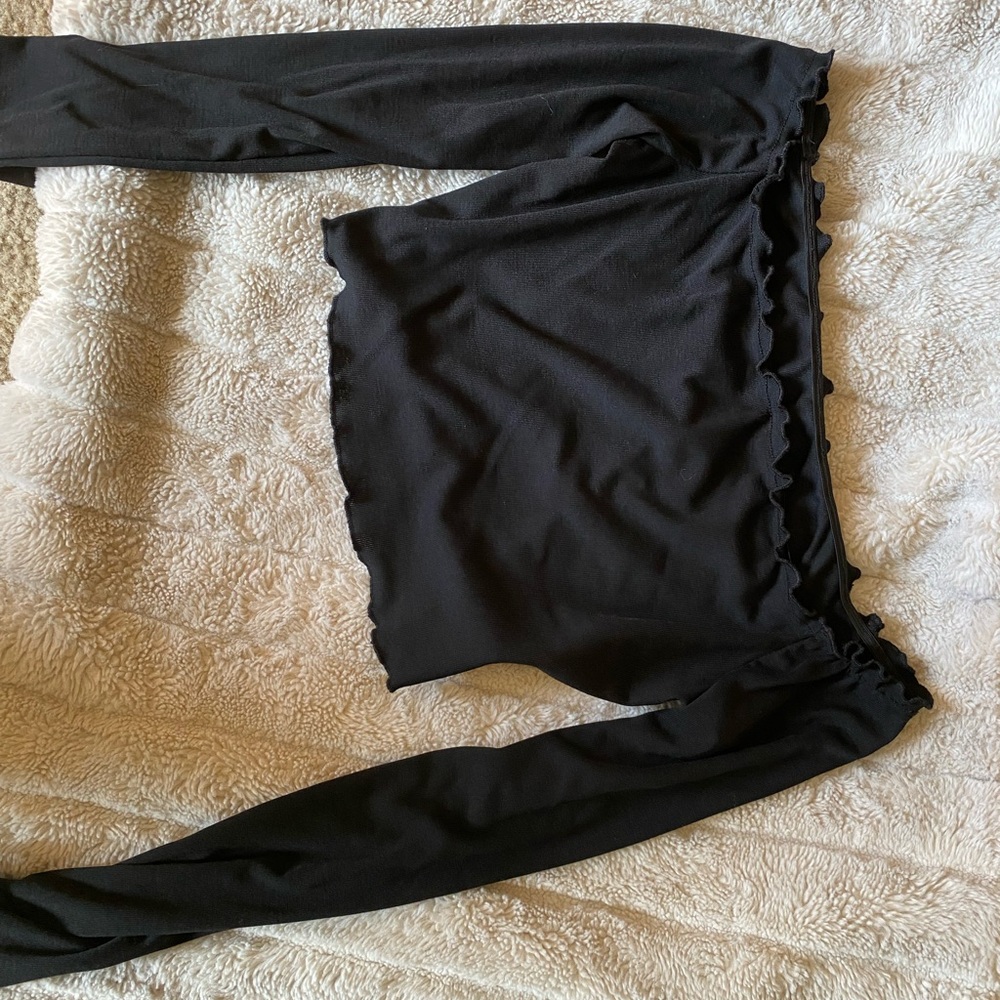 Black Off-Shoulder Long Sleeve Top